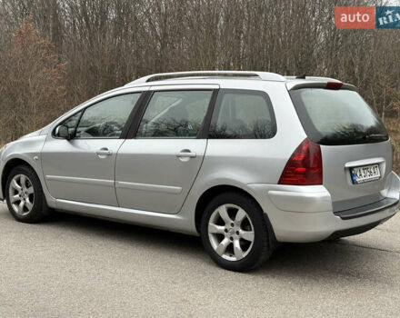 Серый Пежо 307, объемом двигателя 2 л и пробегом 220 тыс. км за 4150 $, фото 4 на Automoto.ua