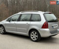 Серый Пежо 307, объемом двигателя 2 л и пробегом 220 тыс. км за 4150 $, фото 4 на Automoto.ua