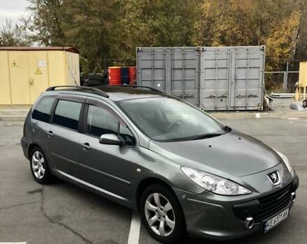 Серый Пежо 307, объемом двигателя 2 л и пробегом 216 тыс. км за 3200 $, фото 4 на Automoto.ua
