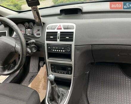 Серый Пежо 307, объемом двигателя 1.6 л и пробегом 239 тыс. км за 4750 $, фото 24 на Automoto.ua