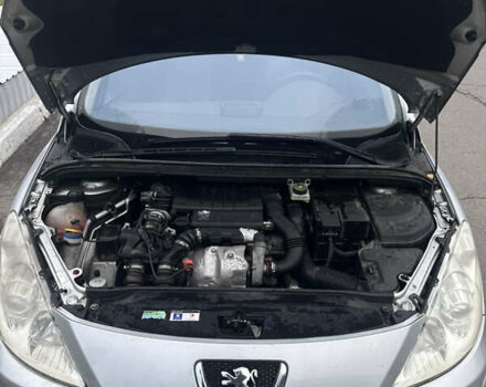 Сірий Пежо 307, об'ємом двигуна 1.6 л та пробігом 266 тис. км за 4000 $, фото 10 на Automoto.ua