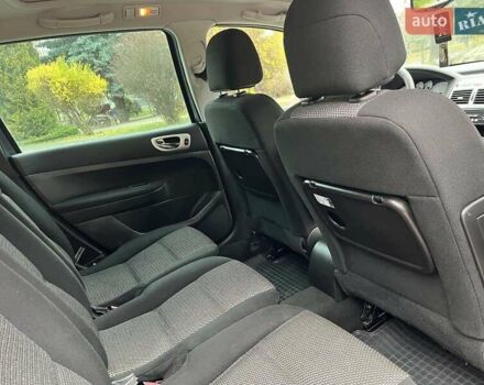 Серый Пежо 307, объемом двигателя 1.6 л и пробегом 239 тыс. км за 4750 $, фото 27 на Automoto.ua