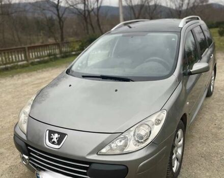 Серый Пежо 307, объемом двигателя 2 л и пробегом 171 тыс. км за 4400 $, фото 3 на Automoto.ua