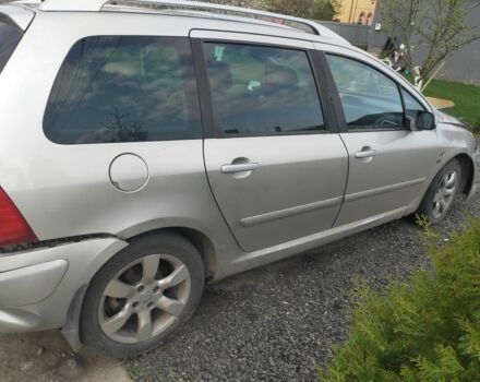 Серый Пежо 307, объемом двигателя 0 л и пробегом 300 тыс. км за 1400 $, фото 3 на Automoto.ua