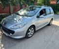 Серый Пежо 307, объемом двигателя 2 л и пробегом 225 тыс. км за 3300 $, фото 1 на Automoto.ua