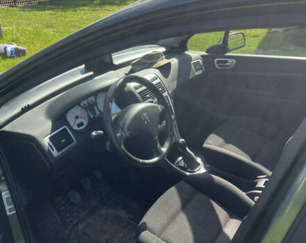 Серый Пежо 307, объемом двигателя 2 л и пробегом 283 тыс. км за 4100 $, фото 1 на Automoto.ua