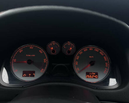 Сірий Пежо 307, об'ємом двигуна 1.6 л та пробігом 266 тис. км за 4000 $, фото 9 на Automoto.ua