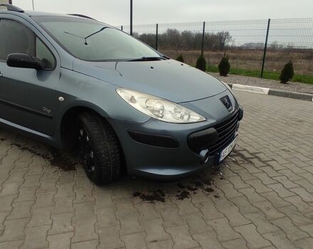 Серый Пежо 307, объемом двигателя 0 л и пробегом 337 тыс. км за 4100 $, фото 6 на Automoto.ua