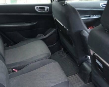 Серый Пежо 307, объемом двигателя 2 л и пробегом 302 тыс. км за 5100 $, фото 5 на Automoto.ua