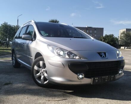 Серый Пежо 307, объемом двигателя 1.6 л и пробегом 295 тыс. км за 4400 $, фото 1 на Automoto.ua