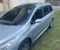 Сірий Пежо 307, об'ємом двигуна 1.59 л та пробігом 352 тис. км за 3800 $, фото 1 на Automoto.ua
