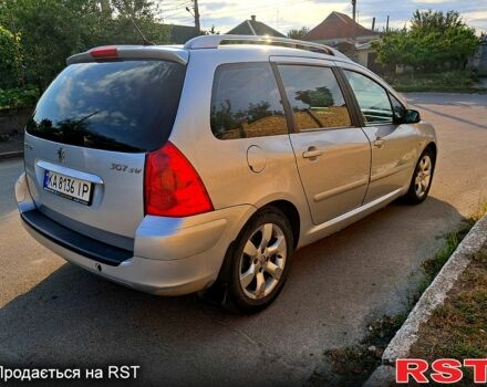 Серый Пежо 307, объемом двигателя 2 л и пробегом 387 тыс. км за 3500 $, фото 2 на Automoto.ua