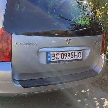 Серый Пежо 307, объемом двигателя 1.6 л и пробегом 279 тыс. км за 5500 $, фото 2 на Automoto.ua