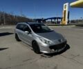 Сірий Пежо 307, об'ємом двигуна 1.6 л та пробігом 330 тис. км за 1950 $, фото 1 на Automoto.ua