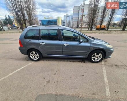 Серый Пежо 307, объемом двигателя 1.6 л и пробегом 320 тыс. км за 4400 $, фото 2 на Automoto.ua
