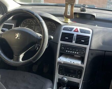 Пежо 307 2007 в Виноградове на Automoto.ua Серый Пежо 307, объемом двигателя 2 л и пробегом 185 тыс. км за 3500 $, фото 5 на Automoto.ua