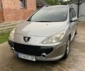 Сірий Пежо 307, об'ємом двигуна 1.56 л та пробігом 288 тис. км за 3900 $, фото 1 на Automoto.ua