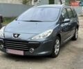 Серый Пежо 307, объемом двигателя 1.6 л и пробегом 232 тыс. км за 4900 $, фото 1 на Automoto.ua