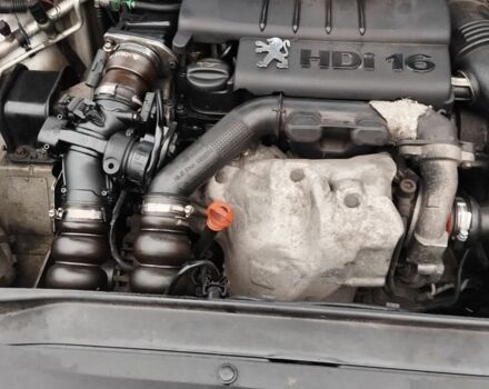 Серый Пежо 307, объемом двигателя 1.6 л и пробегом 260 тыс. км за 4300 $, фото 4 на Automoto.ua