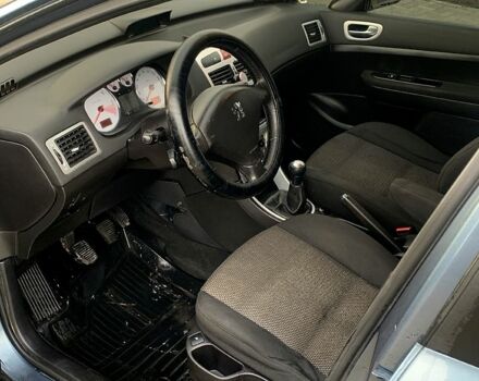 Серый Пежо 307, объемом двигателя 1.6 л и пробегом 340 тыс. км за 3550 $, фото 7 на Automoto.ua