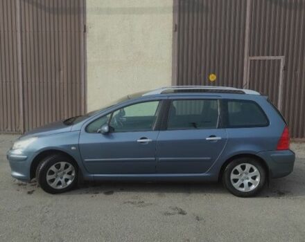 Серый Пежо 307, объемом двигателя 1.6 л и пробегом 290 тыс. км за 4600 $, фото 4 на Automoto.ua