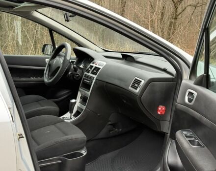 Серый Пежо 307, объемом двигателя 2 л и пробегом 220 тыс. км за 4150 $, фото 14 на Automoto.ua
