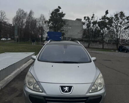 Сірий Пежо 307, об'ємом двигуна 1.6 л та пробігом 266 тис. км за 4000 $, фото 4 на Automoto.ua