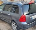 Серый Пежо 307, объемом двигателя 1.6 л и пробегом 303 тыс. км за 4999 $, фото 1 на Automoto.ua