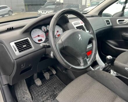 Сірий Пежо 307, об'ємом двигуна 1.6 л та пробігом 208 тис. км за 4190 $, фото 16 на Automoto.ua