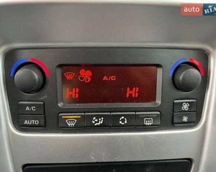 Серый Пежо 307, объемом двигателя 1.6 л и пробегом 208 тыс. км за 4190 $, фото 28 на Automoto.ua