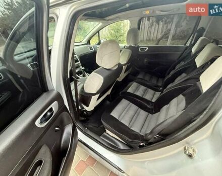 Серый Пежо 307, объемом двигателя 2 л и пробегом 309 тыс. км за 3650 $, фото 1 на Automoto.ua