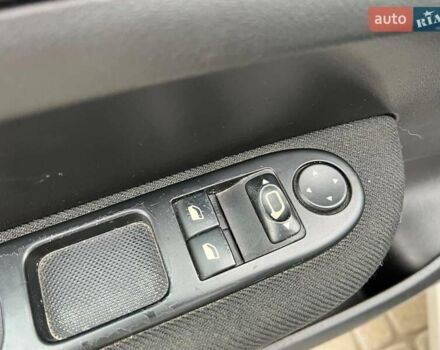 Серый Пежо 307, объемом двигателя 1.6 л и пробегом 208 тыс. км за 4190 $, фото 15 на Automoto.ua