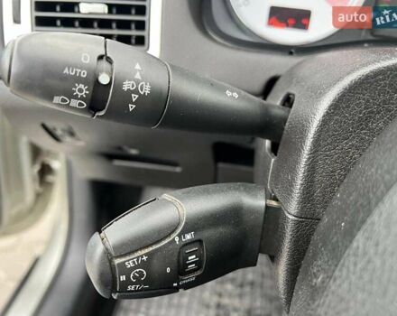 Серый Пежо 307, объемом двигателя 1.6 л и пробегом 208 тыс. км за 4190 $, фото 23 на Automoto.ua