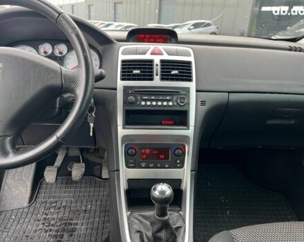 Сірий Пежо 307, об'ємом двигуна 1.6 л та пробігом 208 тис. км за 4190 $, фото 24 на Automoto.ua