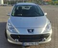 Серый Пежо 307, объемом двигателя 2 л и пробегом 281 тыс. км за 4850 $, фото 1 на Automoto.ua