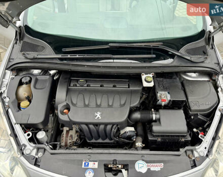 Серый Пежо 307, объемом двигателя 2 л и пробегом 210 тыс. км за 3950 $, фото 15 на Automoto.ua