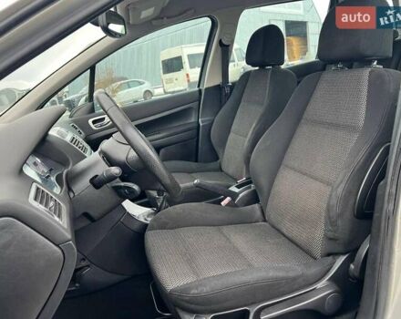 Серый Пежо 307, объемом двигателя 1.6 л и пробегом 208 тыс. км за 4190 $, фото 17 на Automoto.ua