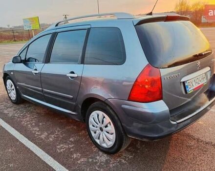 Серый Пежо 307, объемом двигателя 2 л и пробегом 365 тыс. км за 3900 $, фото 6 на Automoto.ua