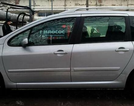 Сірий Пежо 307, об'ємом двигуна 1.6 л та пробігом 280 тис. км за 4100 $, фото 1 на Automoto.ua