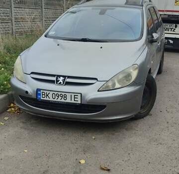 Сірий Пежо 307, об'ємом двигуна 2.01 л та пробігом 324 тис. км за 3000 $, фото 1 на Automoto.ua