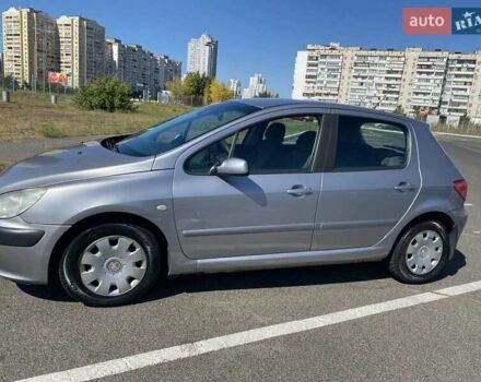 Серый Пежо 307, объемом двигателя 1.6 л и пробегом 246 тыс. км за 3500 $, фото 1 на Automoto.ua
