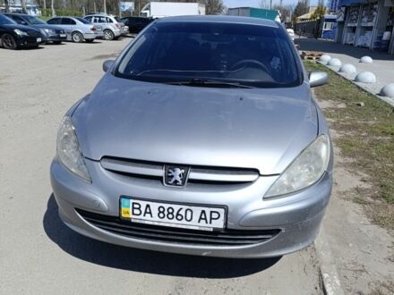 Пежо 307 2004 в Смеле на Automoto.ua Серый Пежо 307, объемом двигателя 2 л и пробегом 460 тыс. км за 1100 $, фото 1 на Automoto.ua