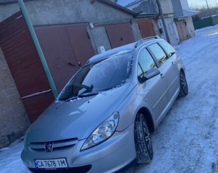 Сірий Пежо 307, об'ємом двигуна 1.4 л та пробігом 220 тис. км за 3400 $, фото 1 на Automoto.ua