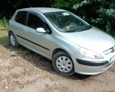 Серый Пежо 307, объемом двигателя 0 л и пробегом 228 тыс. км за 2800 $, фото 1 на Automoto.ua