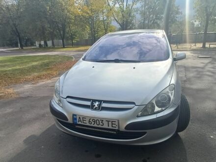 Серый Пежо 307, объемом двигателя 1.6 л и пробегом 254 тыс. км за 5800 $, фото 1 на Automoto.ua