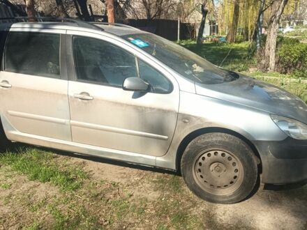 Сірий Пежо 307, об'ємом двигуна 2 л та пробігом 345 тис. км за 2200 $, фото 1 на Automoto.ua