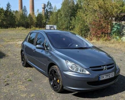 Сірий Пежо 307, об'ємом двигуна 2.01 л та пробігом 347 тис. км за 3250 $, фото 1 на Automoto.ua