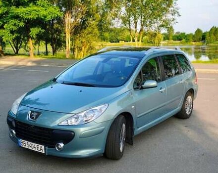Серый Пежо 307, объемом двигателя 1.6 л и пробегом 250 тыс. км за 4350 $, фото 1 на Automoto.ua