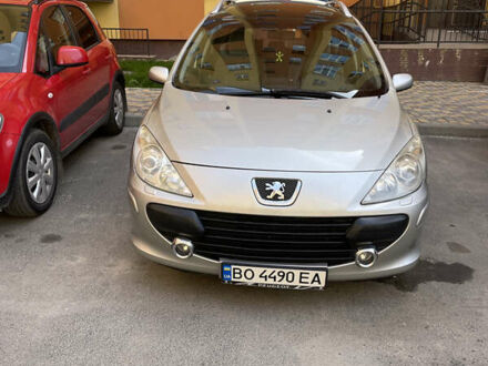 Серый Пежо 307, объемом двигателя 1.6 л и пробегом 230 тыс. км за 4000 $, фото 1 на Automoto.ua