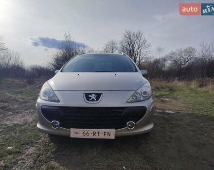Серый Пежо 307, объемом двигателя 1.6 л и пробегом 223 тыс. км за 4950 $, фото 1 на Automoto.ua